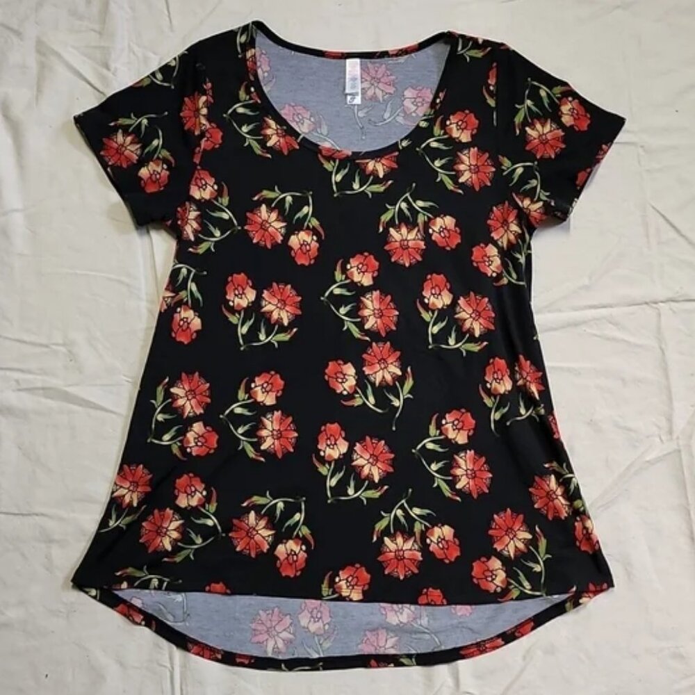 ☀️Lularoe floral short sleeve swing Top☀️